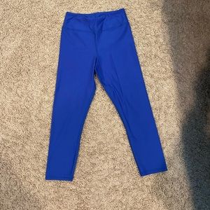 Blue leggings